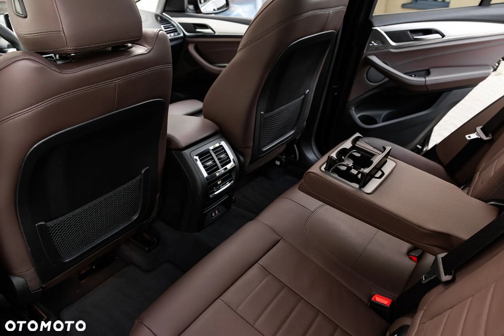 BMW X3 xDrive30i xLine - 30