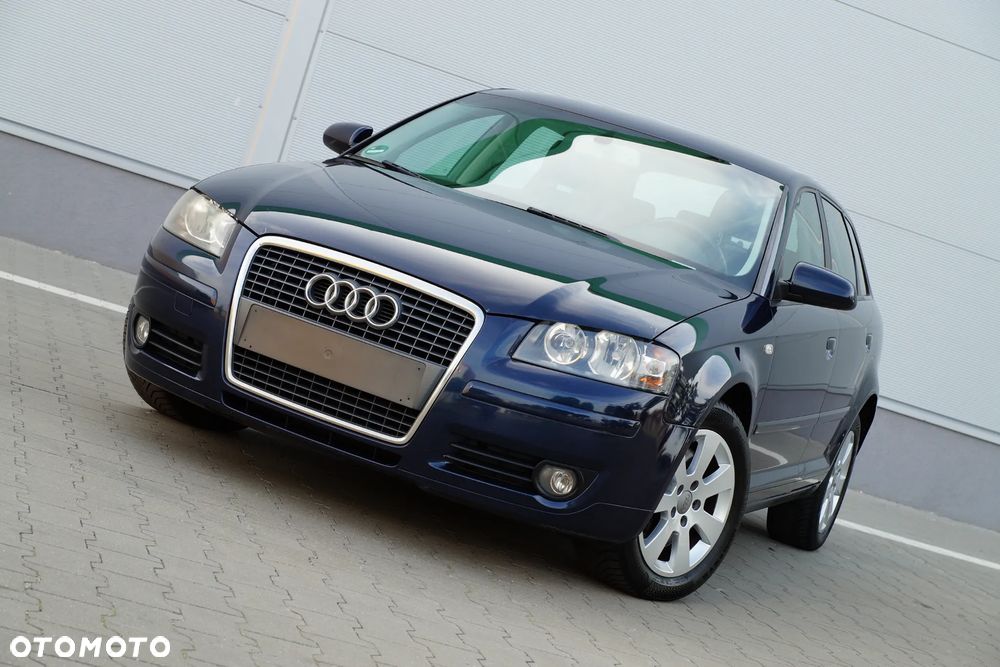 Audi A3 Sportback 2.0 TFSI Attraction - 1