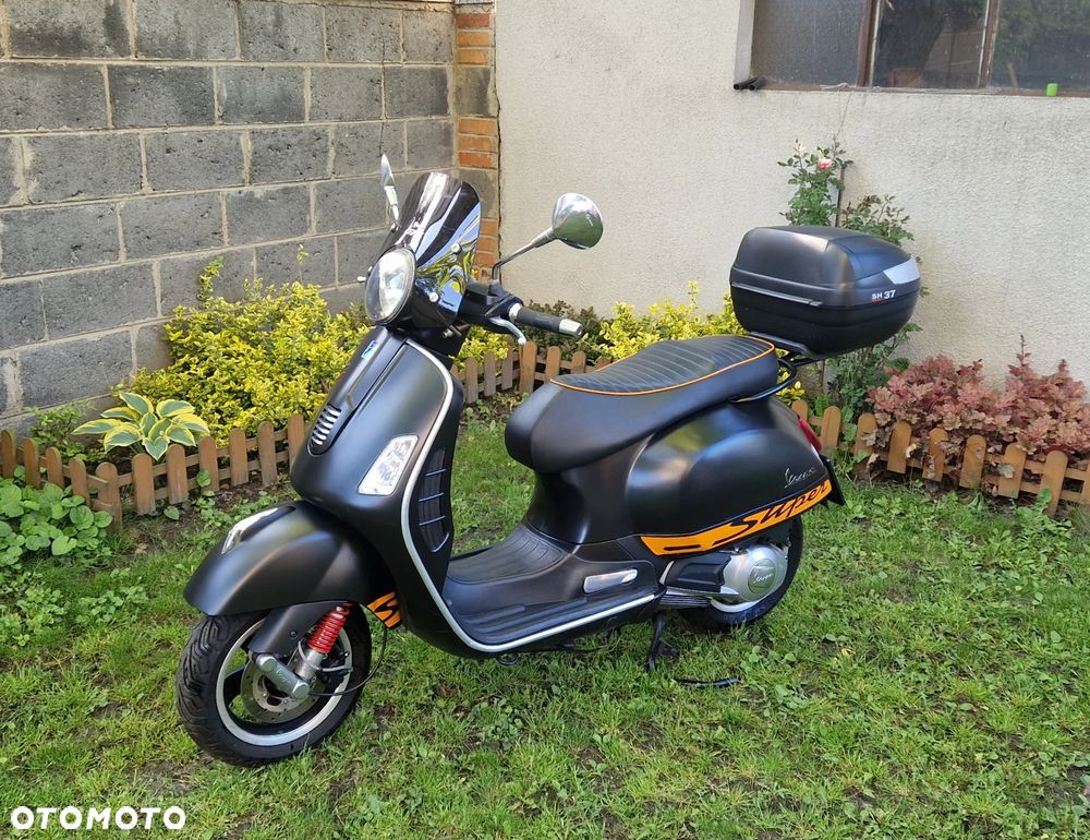 Piaggio Vespa - 6