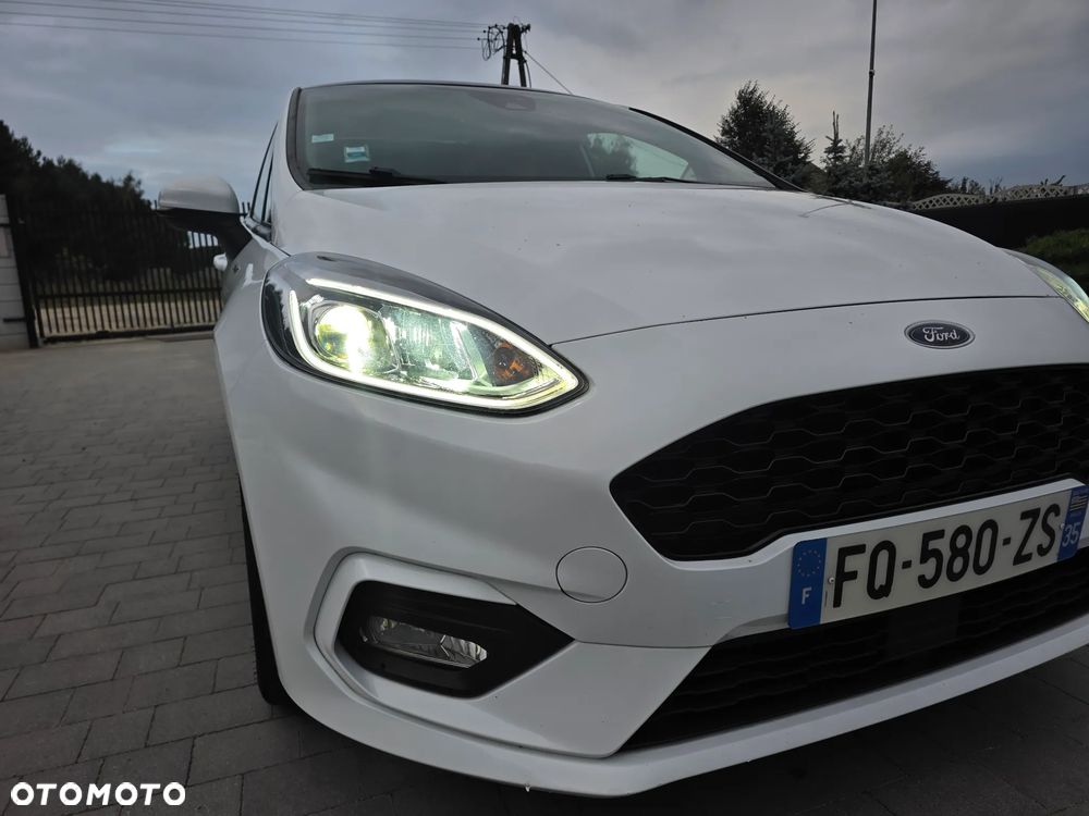 Ford Fiesta 1.0 EcoBoost S&S ST-LINE - 25
