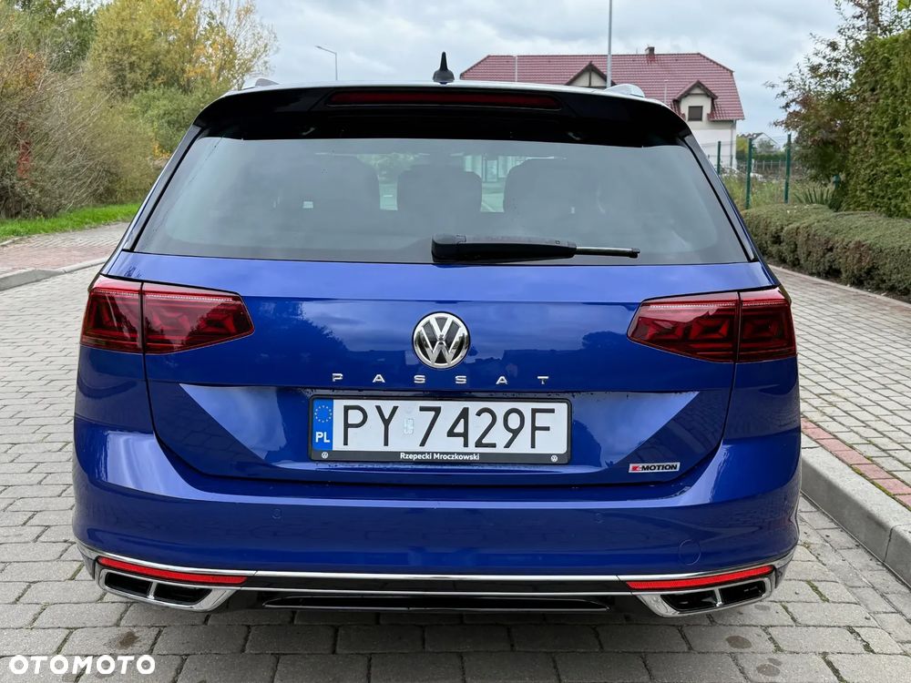 Volkswagen Passat Variant 2.0 TDI SCR DSG 4Motion Business - 6
