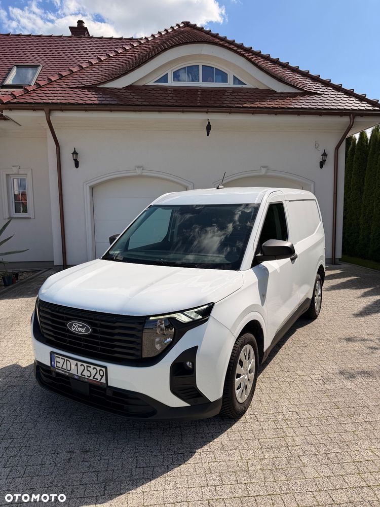 Ford Transit Courier Trend - 2