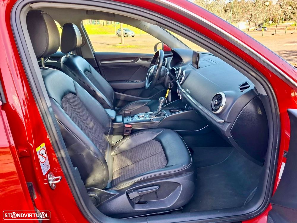 Audi A3 Sportback 1.6 TDI S tronic sport - 16