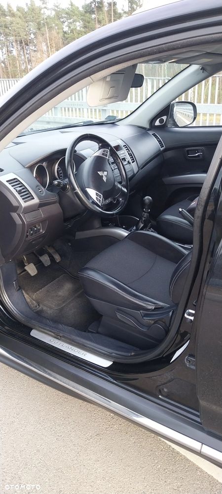 Mitsubishi Outlander 2.0 DID Instyle - 5
