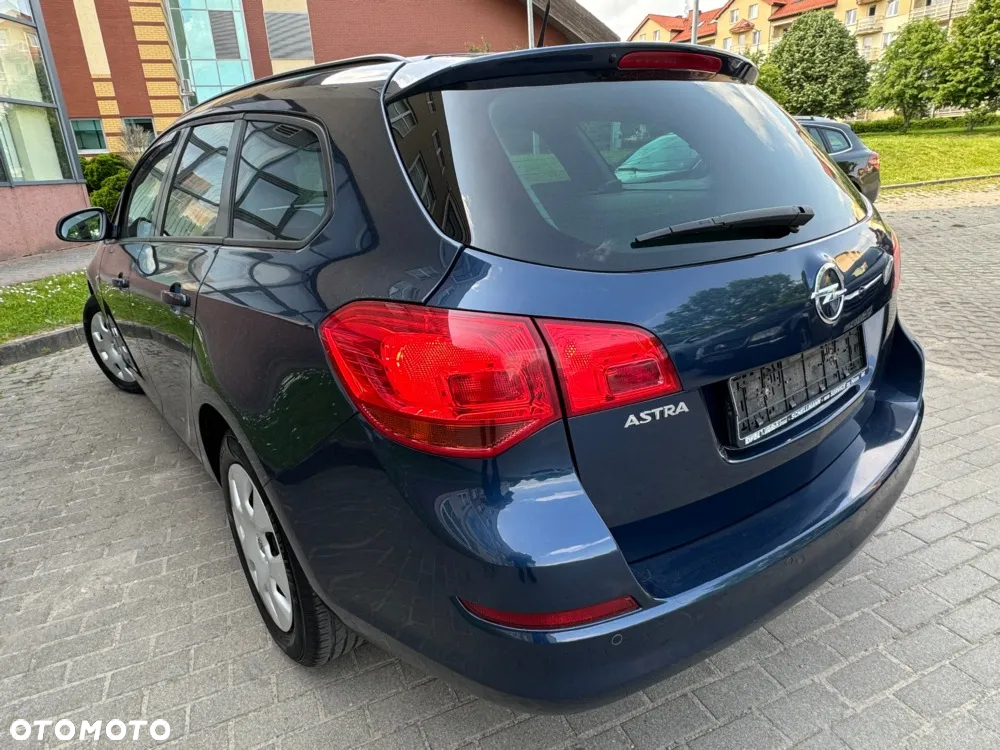 Opel Astra 1.6 Caravan Selection - 14
