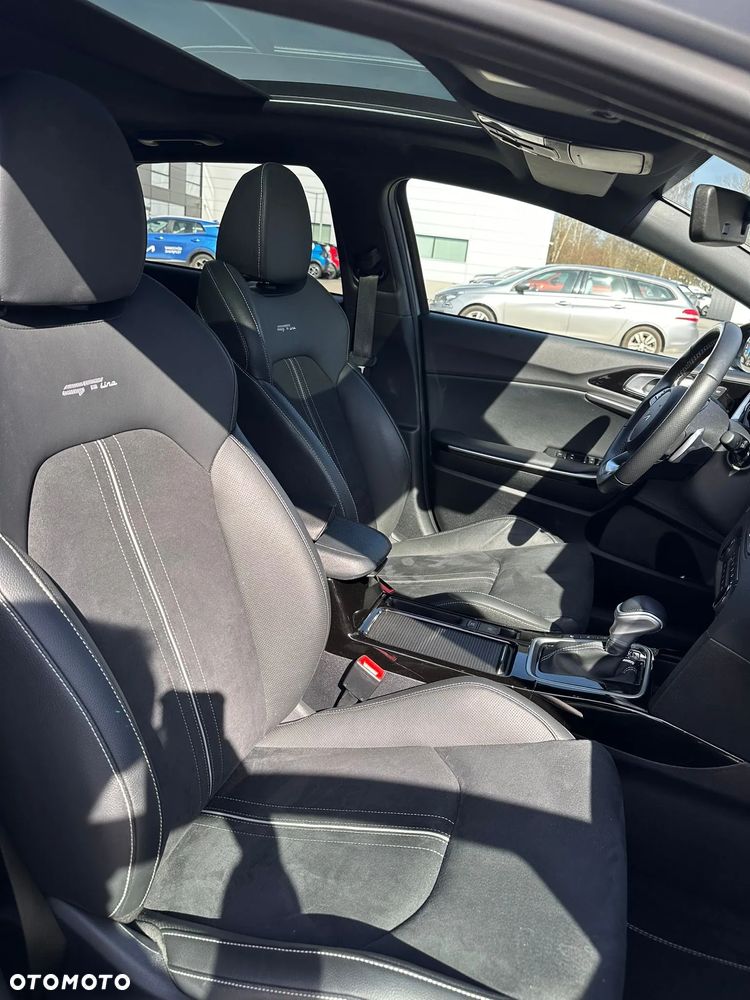 Kia ProCeed 1.5 T-GDI GT Line DCT - 17