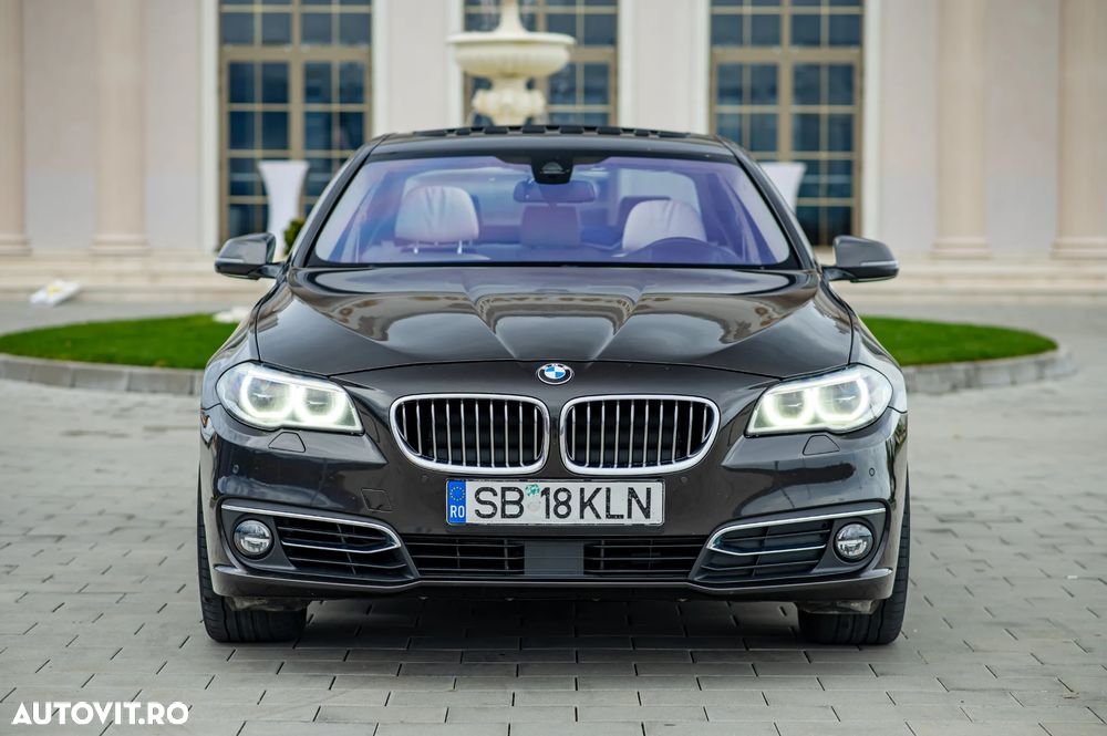 BMW Seria 5 530d xDrive - 7