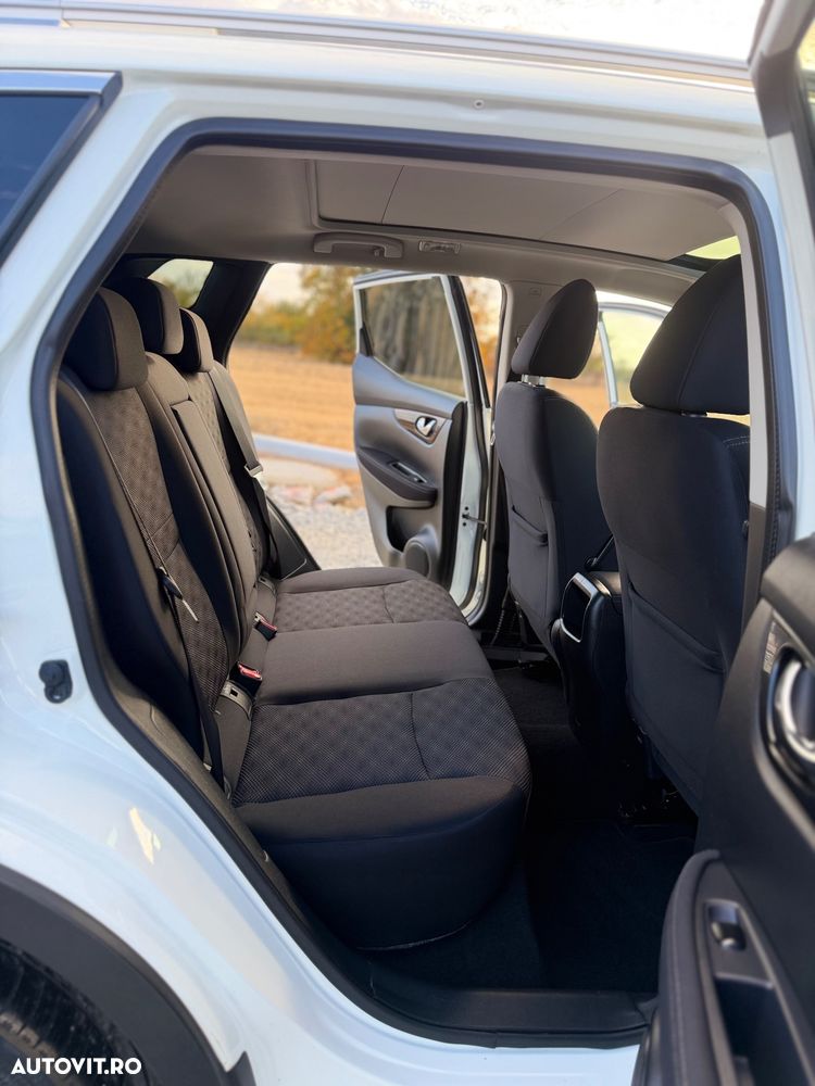 Nissan Qashqai - 11