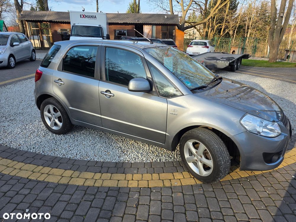 Suzuki SX4 1.9 DDiS DPF 4x2 Comfort - 8