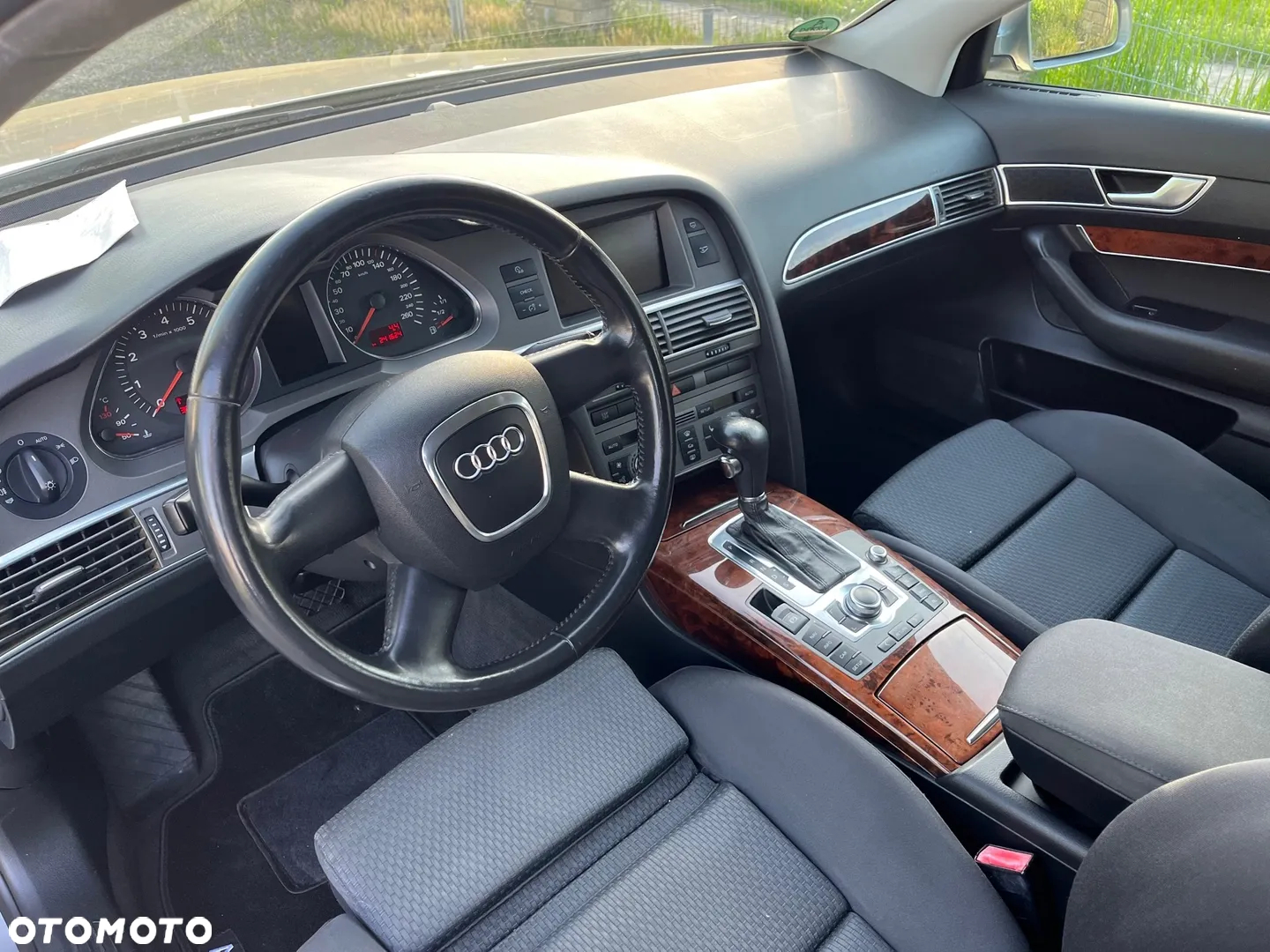 Audi A6 - 24