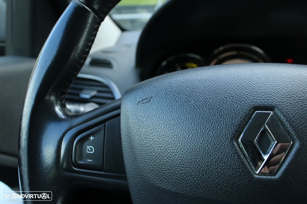 Renault Mégane Sport Tourer 1.5 dCi Limited SS - 20