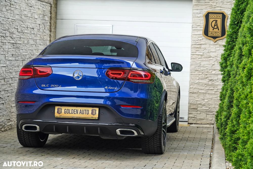 Mercedes-Benz GLC Coupe 200 d 4Matic 9G-TRONIC AMG Line - 17