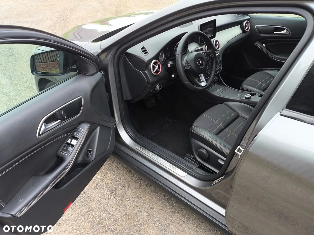 Mercedes-Benz GLA 200 (CDI) d 7G-DCT - 10