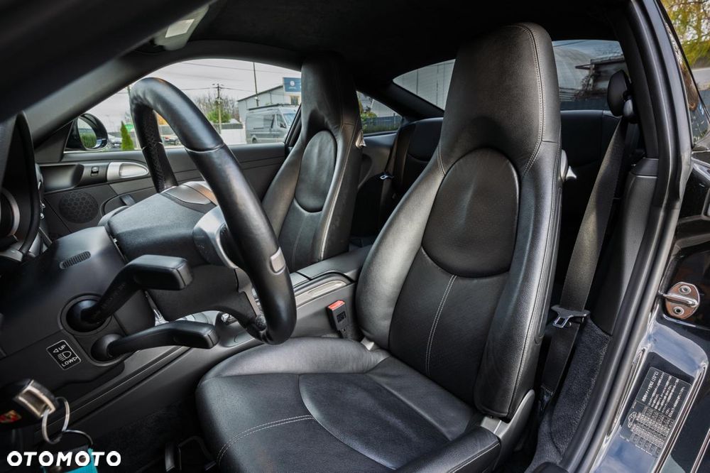 Porsche 911 Carrera PDK - 27