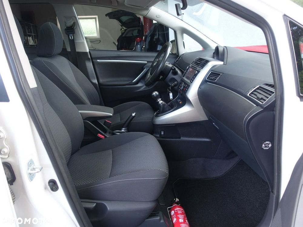 Toyota Verso 1.6 Active - 12