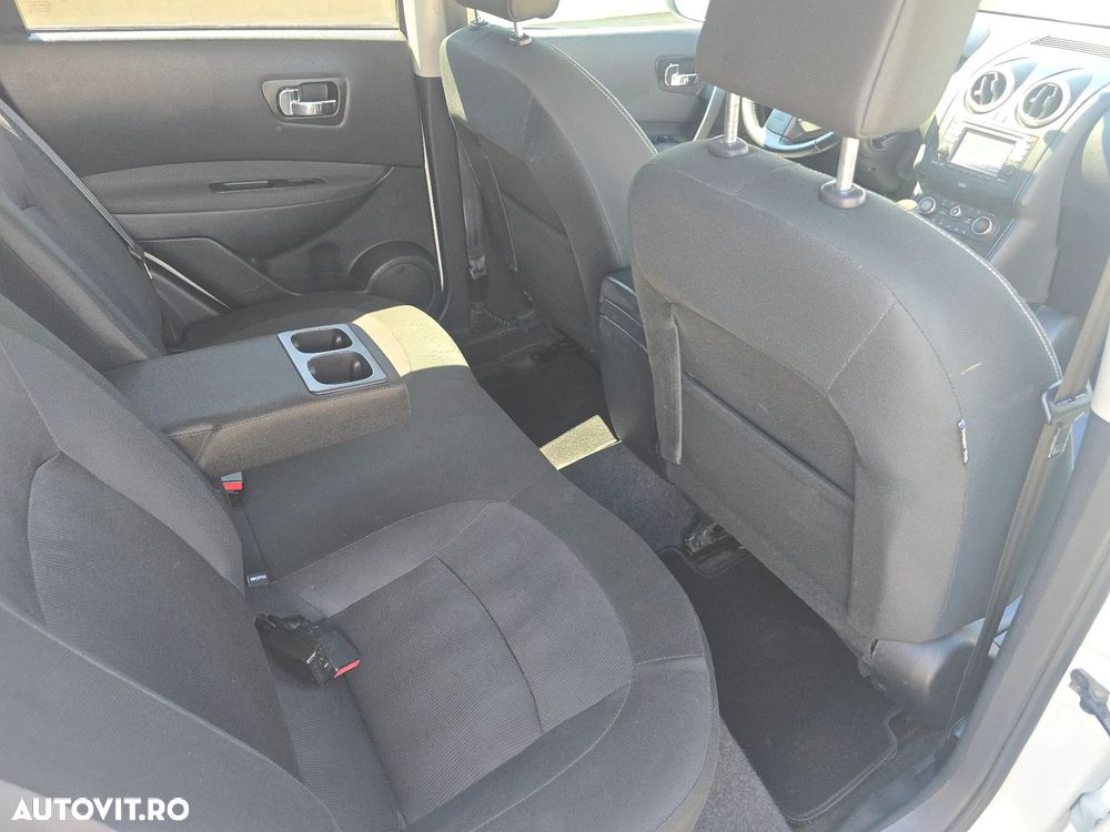 Nissan Qashqai 1.6 DCI 4 x 4 DPF tekna - 9