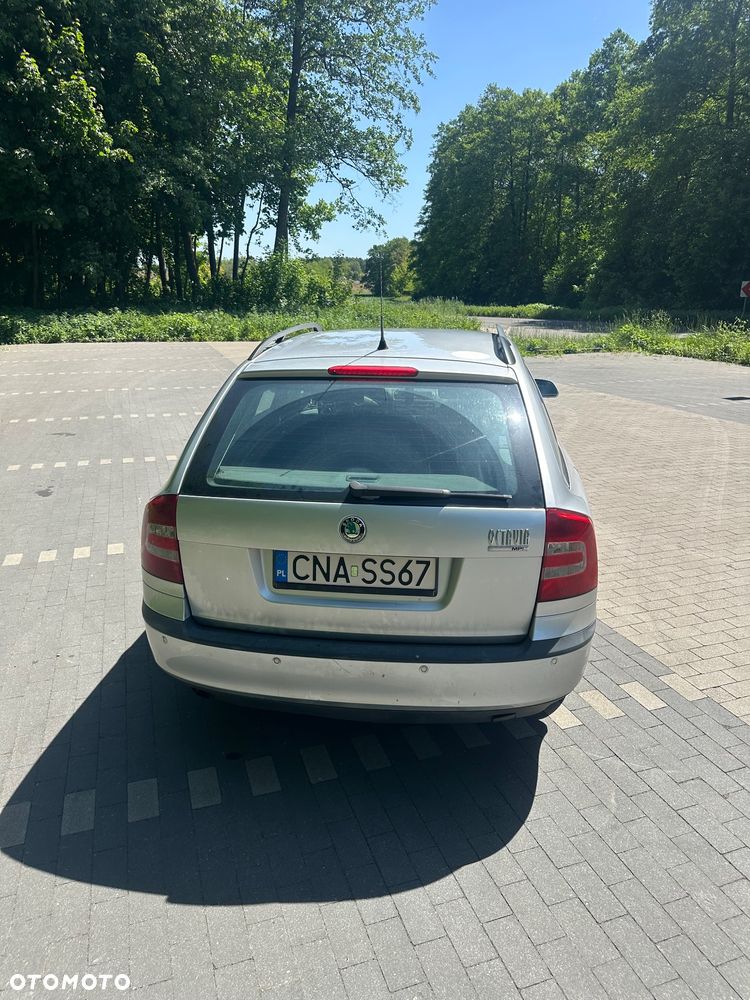 Skoda Octavia 1.6 Tour Classic - 4