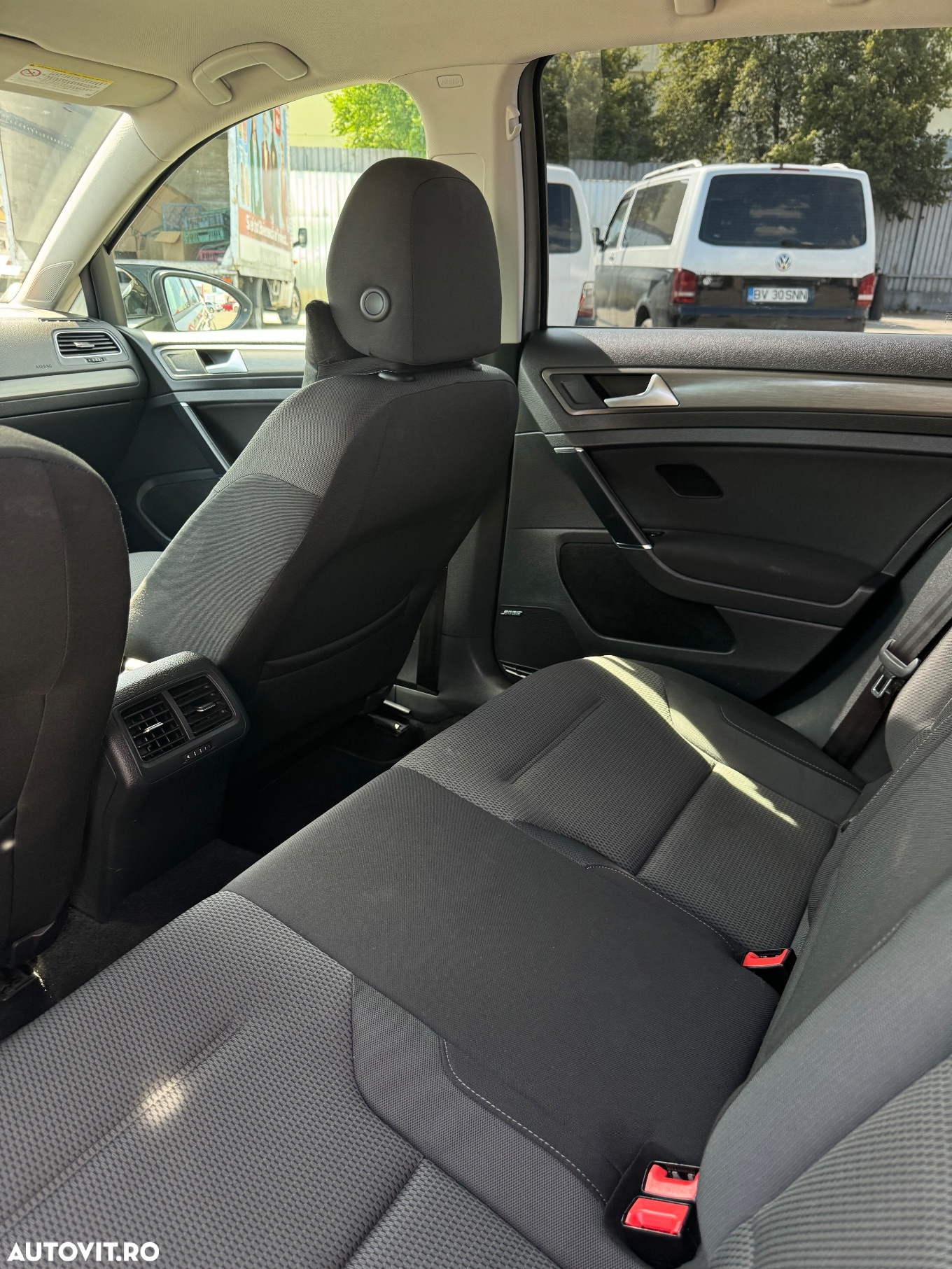 Volkswagen Golf 1.4 TSI BMT Comfortline - 11