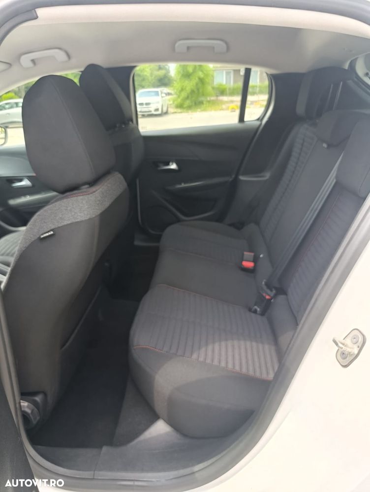 Peugeot 208 1.2 L PureTech STT Active Pack - 12