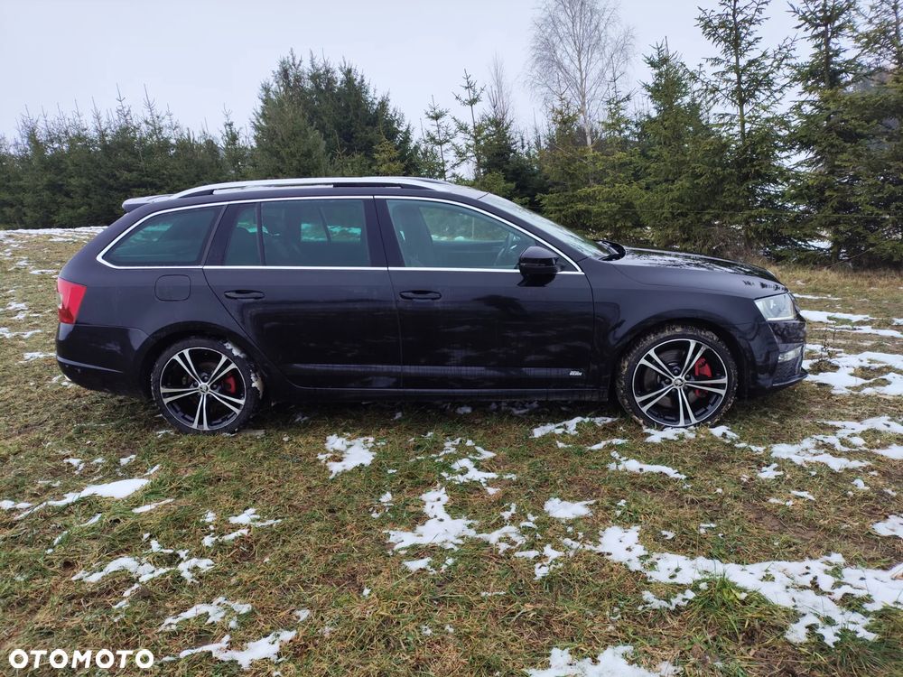 Skoda Octavia 2.0 TDI DSG RS - 7