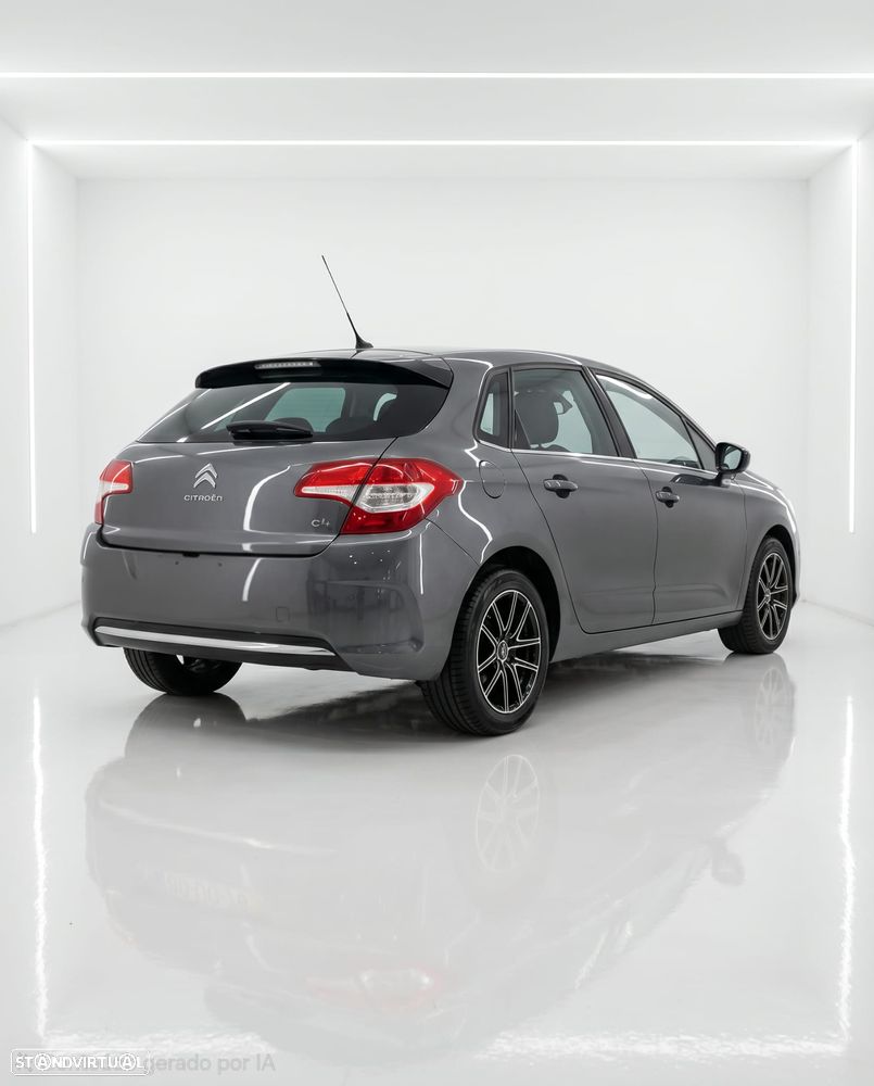 Citroën C4 e-HDi 115 ETG6 Selection - 3