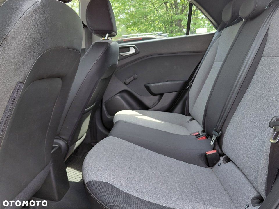 Hyundai i20 - 21