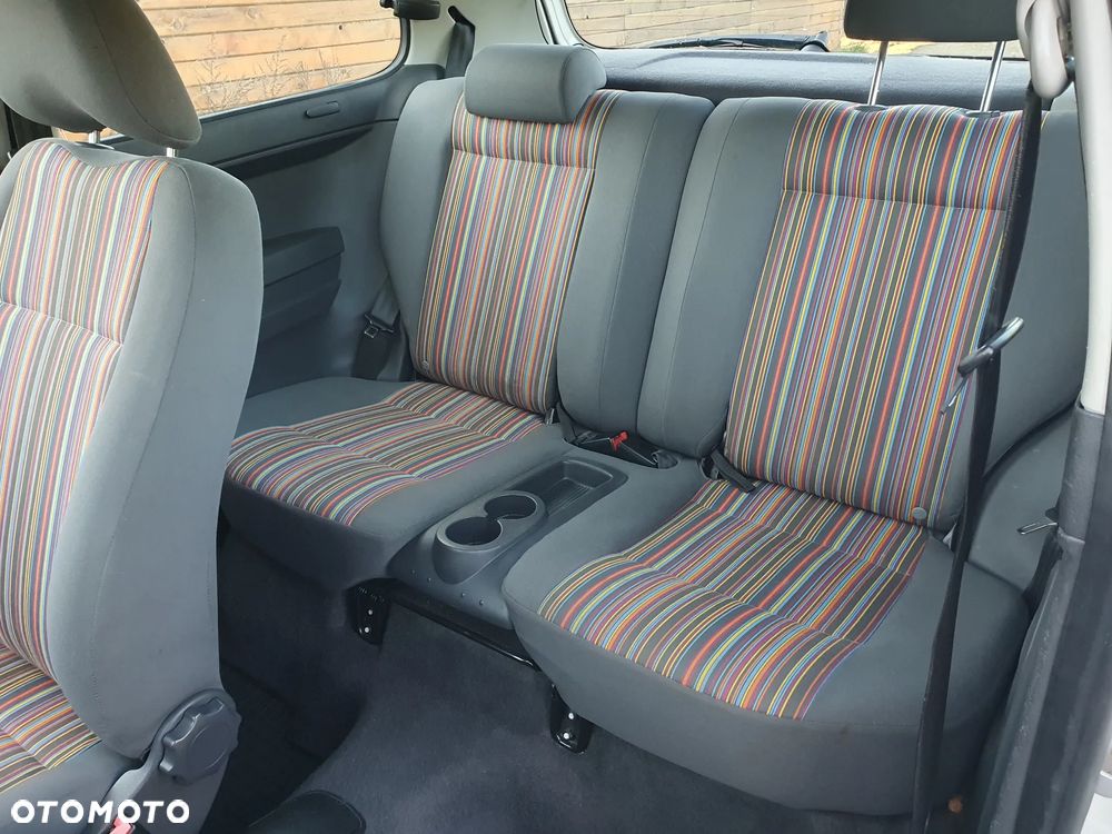 Volkswagen Fox 1.2 - 8