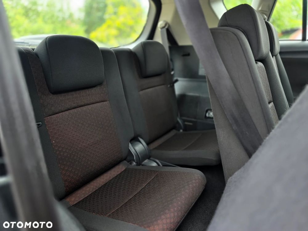 Toyota Verso - 18