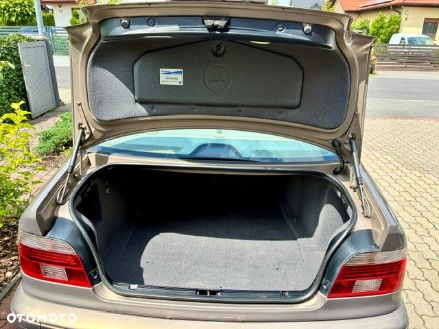 BMW Seria 5 525i - 15