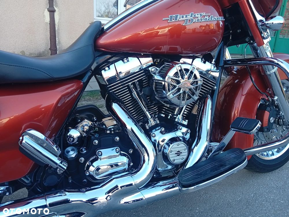 Harley-Davidson Touring Street Glide - 3