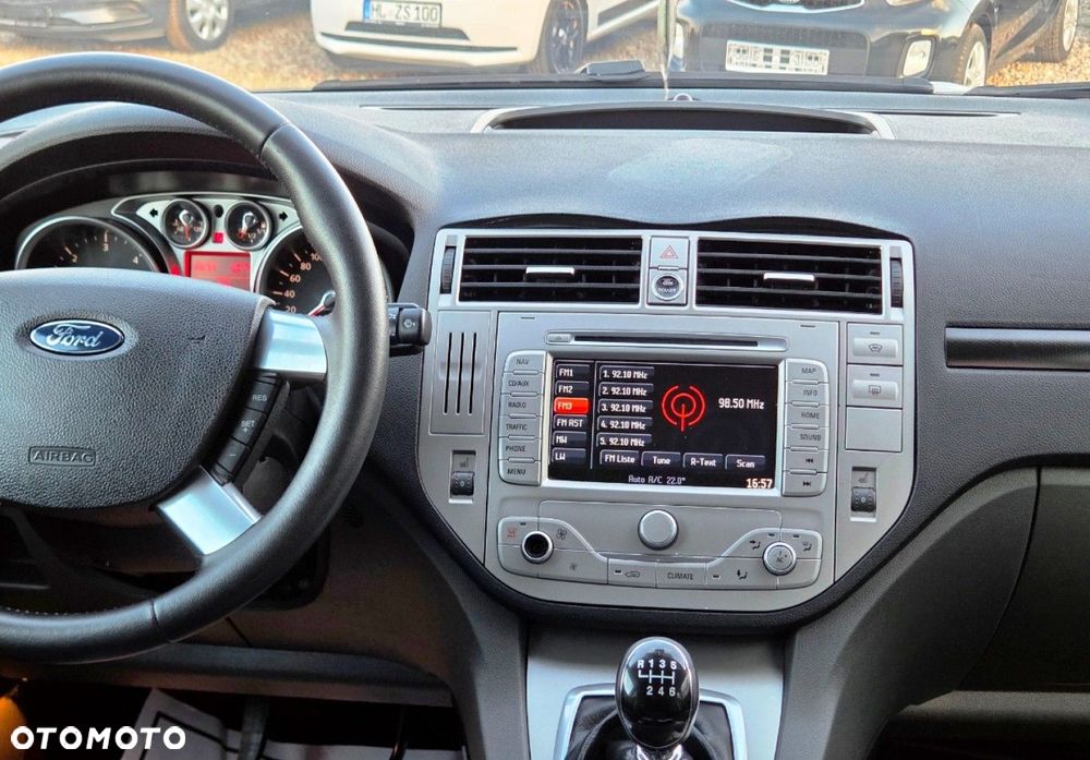 Ford Kuga - 13