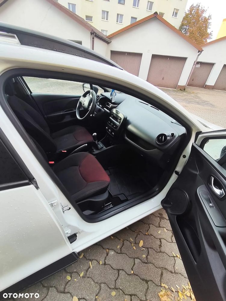 Renault Clio 1.5 dCi Energy Business EU6 - 12