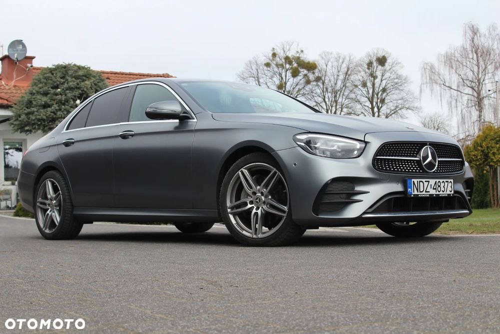 Mercedes-Benz Klasa E 220 d 4-Matic AMG/Avantgarde - 1