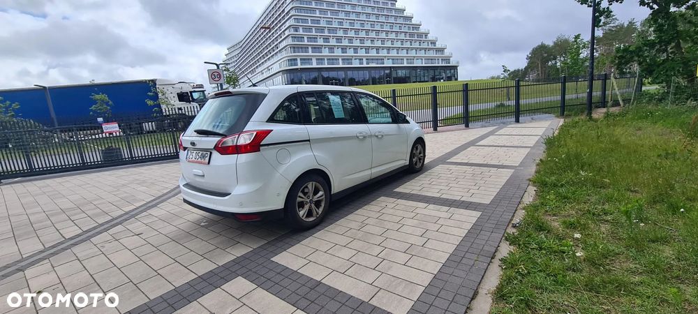 Ford Grand C-MAX - 6