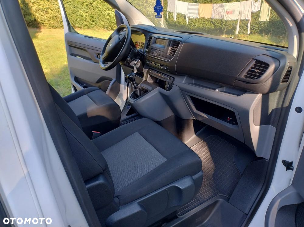 Peugeot Expert Kombi 2.0 BlueHDi Standard 2,8t - 11