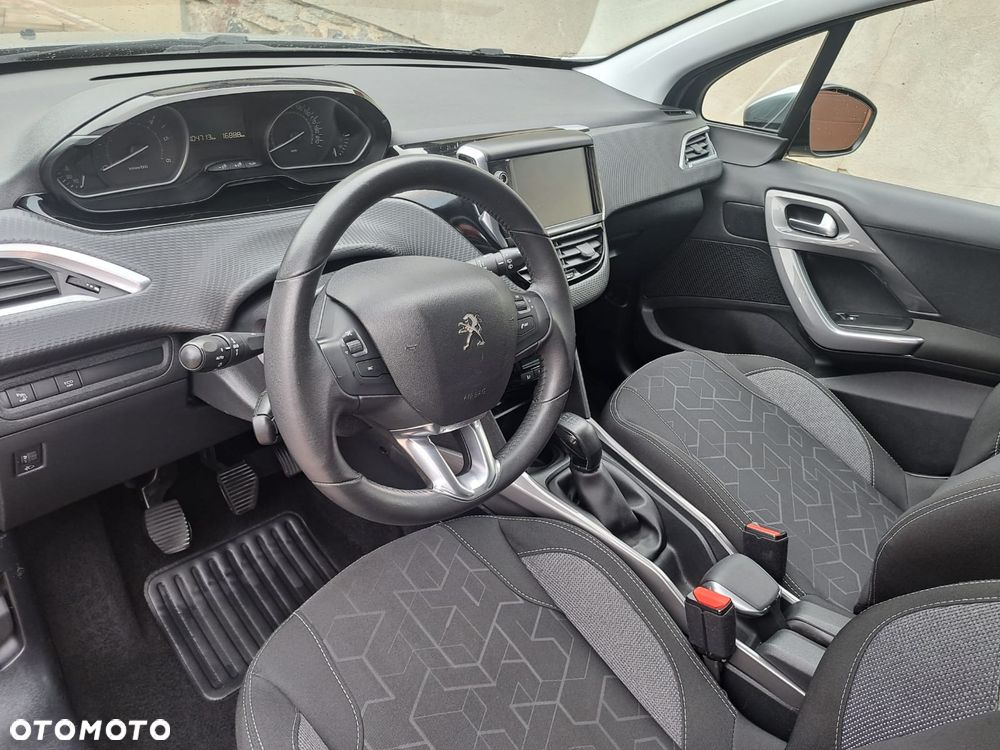 Peugeot 2008 - 15