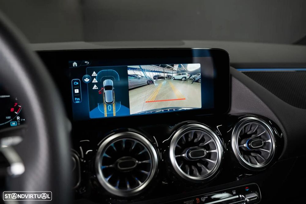 Mercedes-Benz GLA 250 e AMG Line - 26