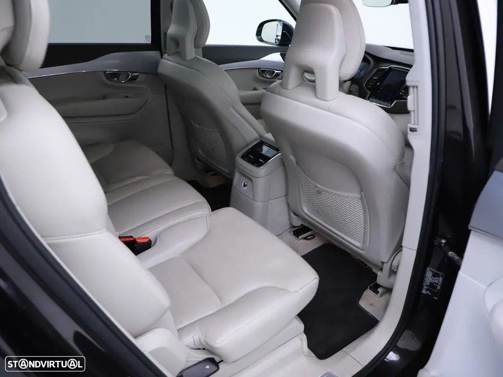 Volvo XC 90 2.0 T8 PHEV Momentum AWD - 11