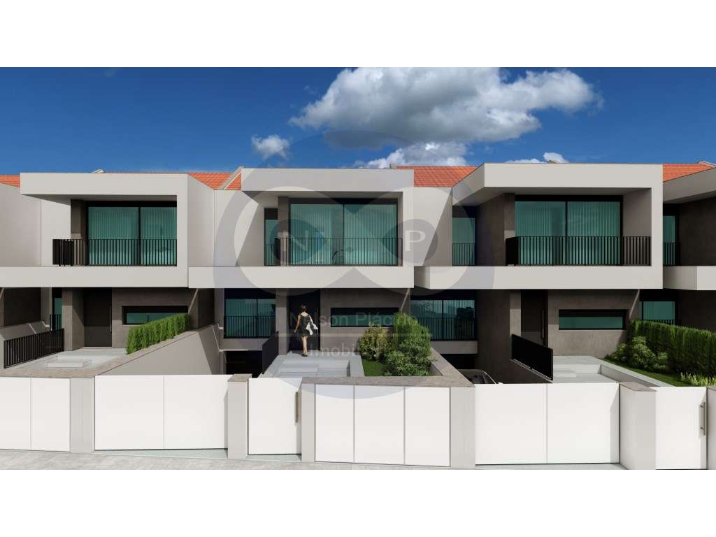 Lote Urbano para Moradia em banda - 15min. das praias e a 30 minuto... - Grande imagem: 2/4