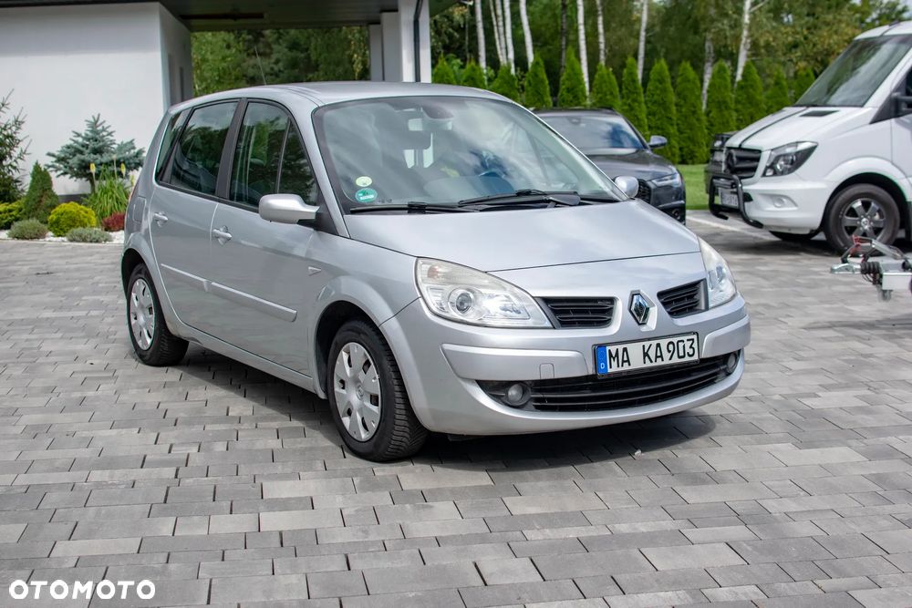 Renault Scenic - 32