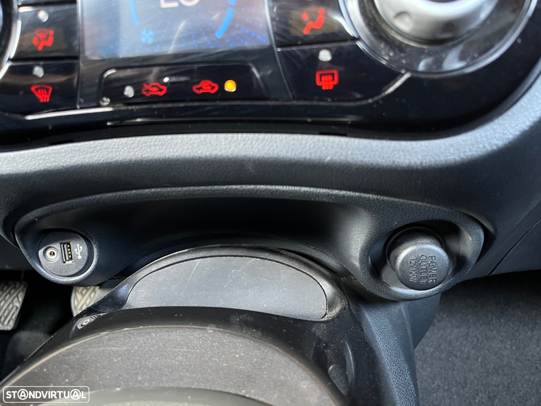 Nissan Juke 1.5 dCi N-Connecta - 28