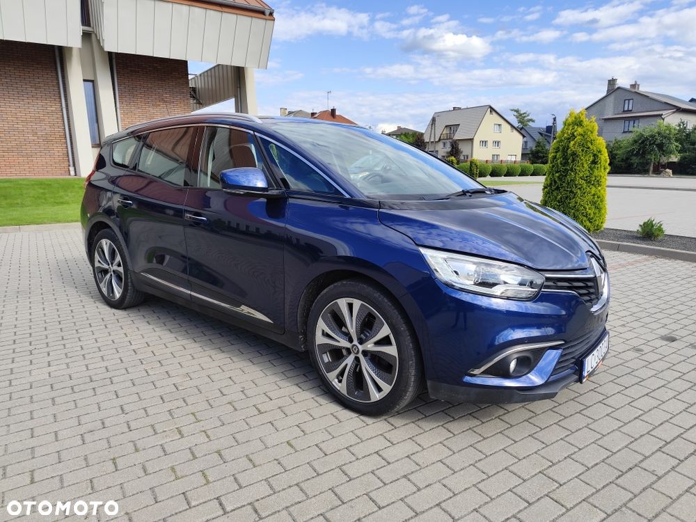 Renault Grand Scenic - 1