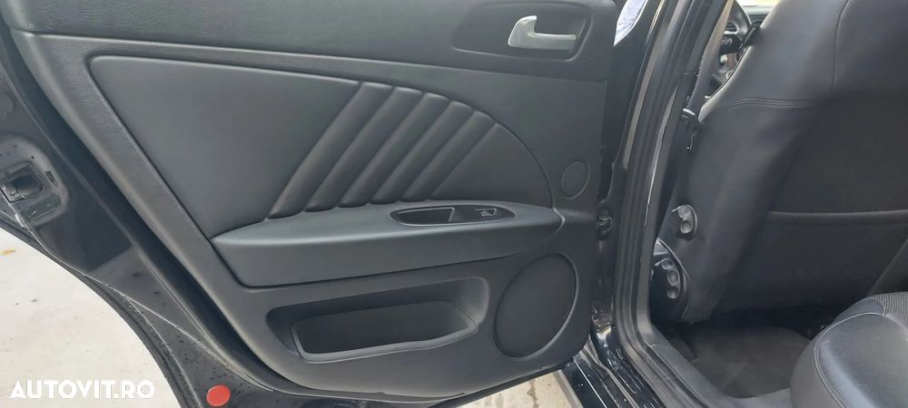 Alfa Romeo 159 2.0 JTDM 16V DPF Turismo - 23