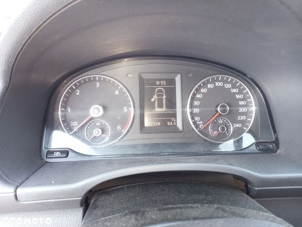 Volkswagen Caddy Maxi - 4