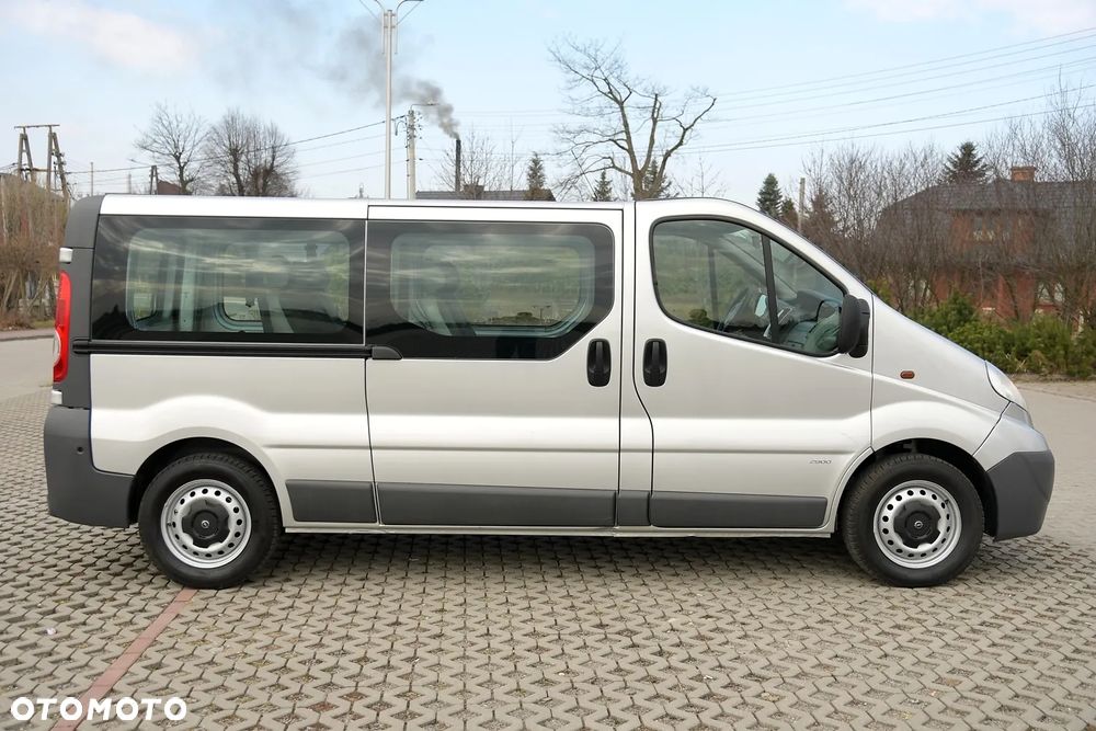 Opel Vivaro - 4