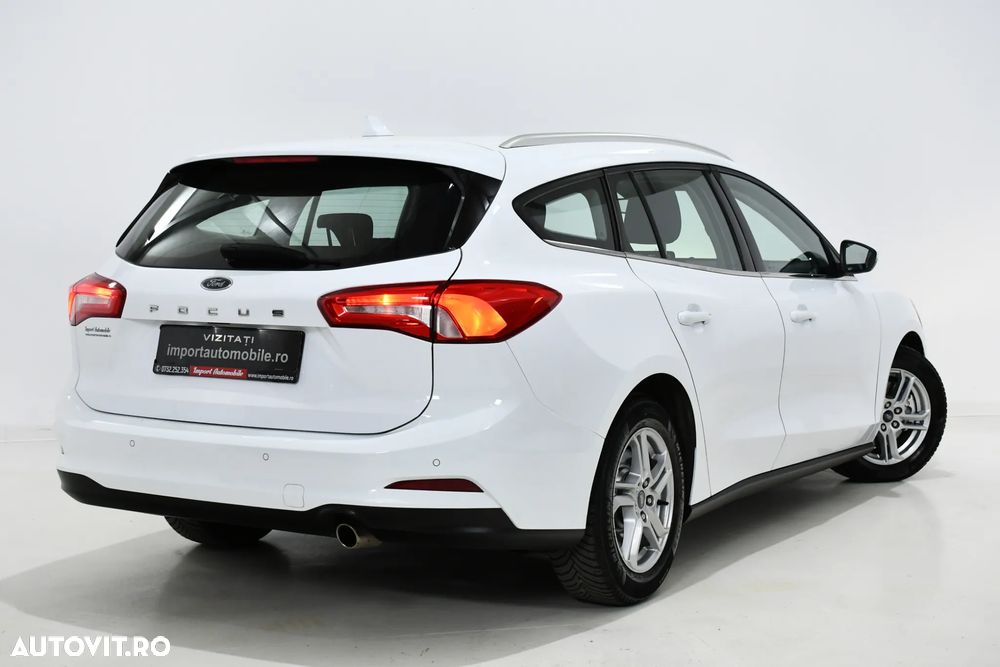 Ford Focus 1.5 EcoBlue Start-Stopp-System Aut. ACTIVE - 2