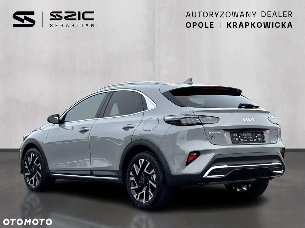 Kia XCeed 1.6 T-GDI Tribute DCT - 4