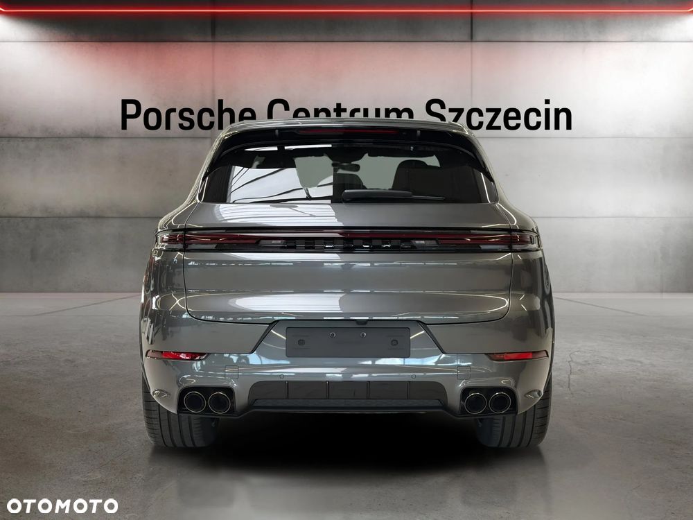 Porsche Cayenne E-Hybrid PHEV Black Edition - 4