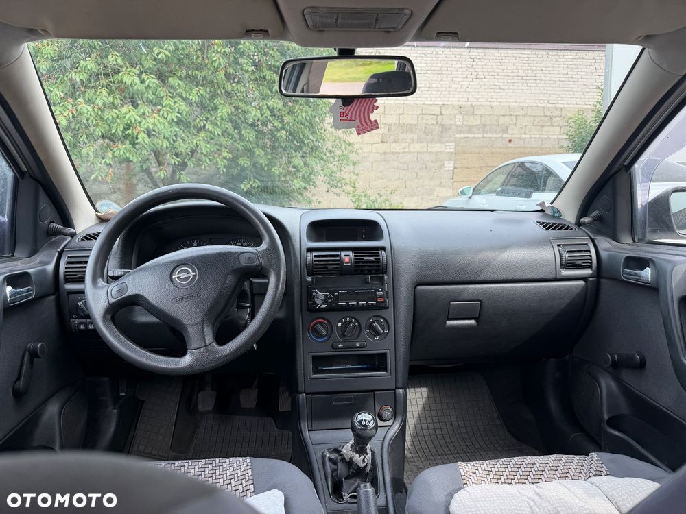 Opel Astra - 4