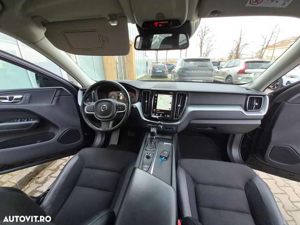 Volvo XC 60 D4 AWD Momentum - 9